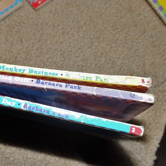 Junie B. Jones - Bundle of 16 Paperbacks - Picture 12 of 16